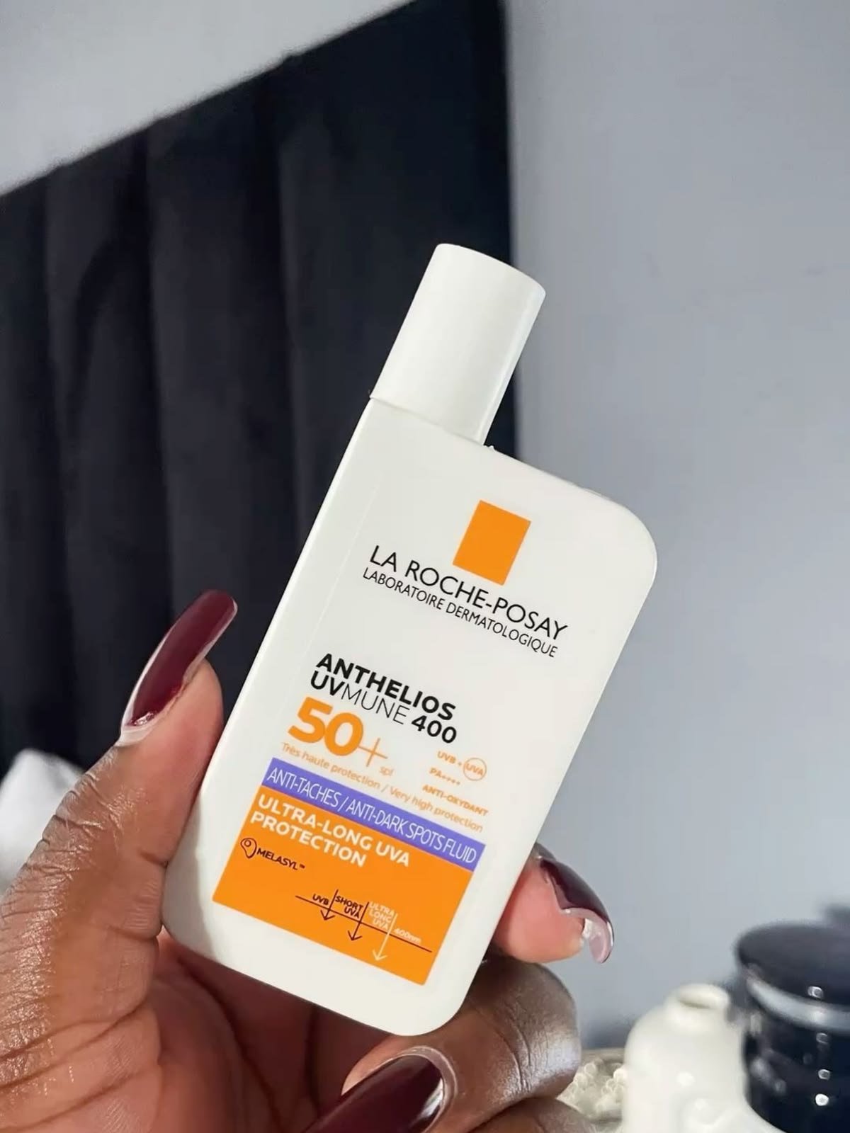 La Roche-Posay Anthelios SPF 50+ – Fluide Solaire Invisible – Image 3